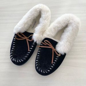 Saks Fifth Avenue Yuma Faux Fur Slippers Moccasin Navy
